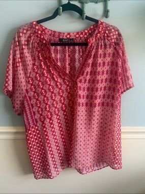 a.n.a Red Geometric Short-Sleeve Peasant Blouse